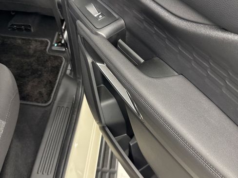 New 2025 Ford Ranger XLT w/ Equipment Group 301A High image 34