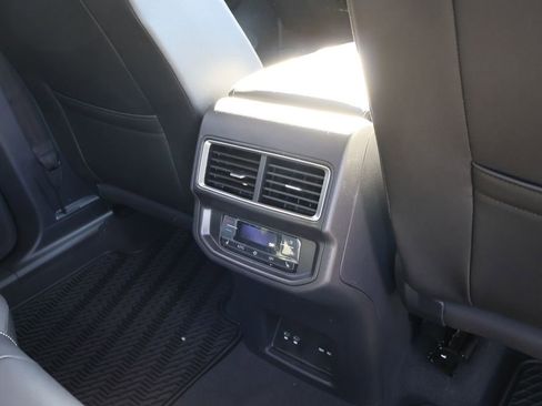 New 2026 Volkswagen Atlas SEL Premium R-Line image 17