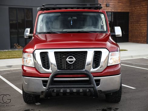 Used 2020 Nissan NV 3500 SV RWD image 19