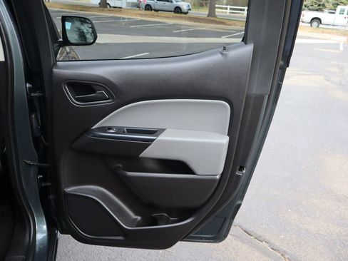 Used 2016 Chevrolet Colorado W/T w/ WT Convenience Package image 25