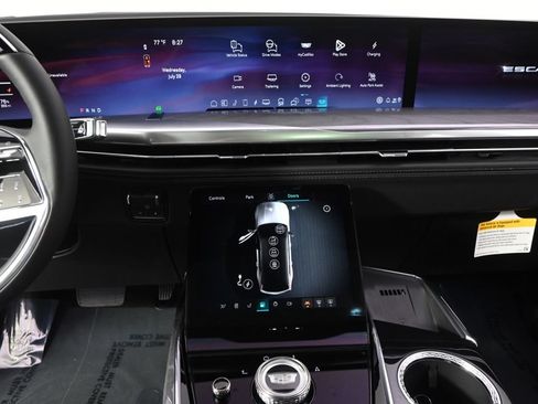 New 2026 Cadillac Escalade IQ Sport 2 w/ LPO, ONYX Package AWD/4WD image 27