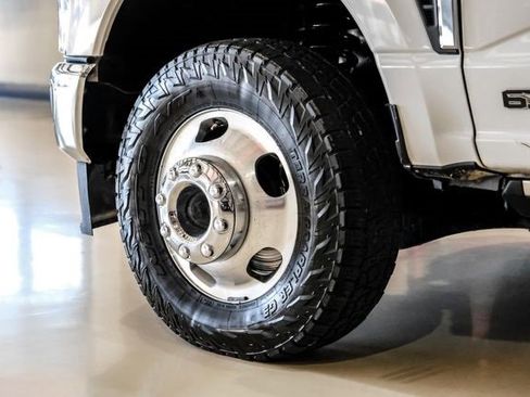 Used 2024 Ford F350 Lariat w/ Lariat Ultimate Package image 55