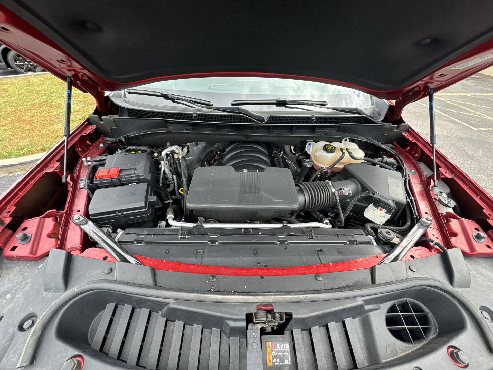 Certified 2024 GMC Yukon AT4 w/ AT4 Premium Package AWD/4WD image 31
