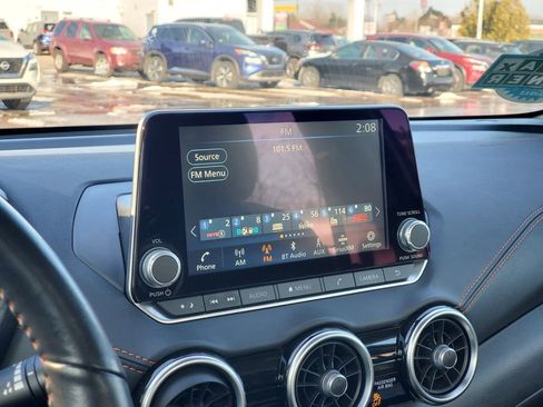 Used 2023 Nissan Sentra SR w/ SR Premium Package image 29