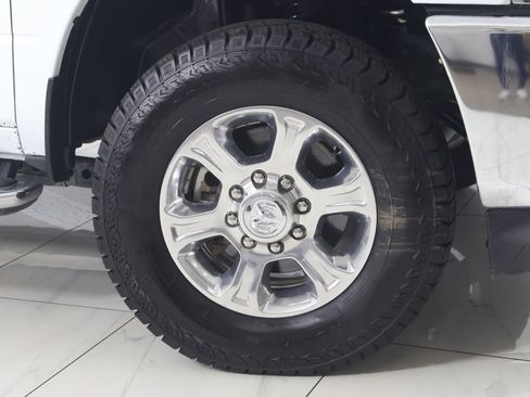 Used 2023 RAM 2500 Big Horn w/ Level 1 Equipment Group AWD/4WD image 12