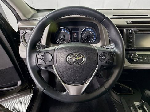 Used 2017 Toyota RAV4 XLE image 19