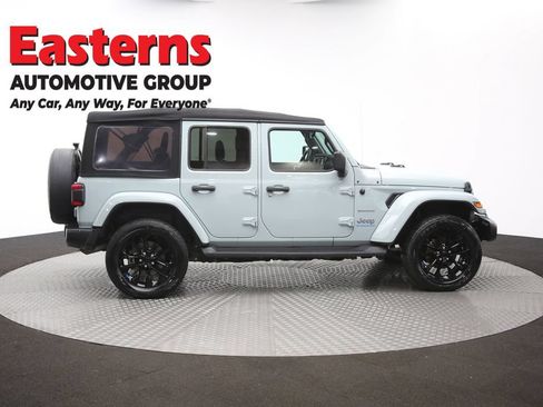 Used 2023 Jeep Wrangler Unlimited Sahara w/ Cold Weather Group AWD/4WD image 44