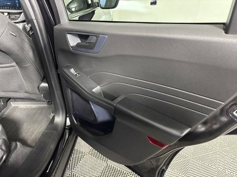 Used 2023 Ford Escape Active w/ Tech Pack #1 AWD/4WD image 27