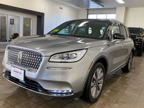 Certified 2022 Lincoln Corsair Reserve w/ Equipment Group 201A image 4