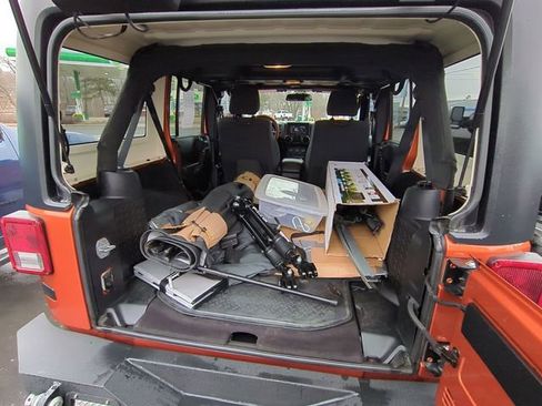 Used 2011 Jeep Wrangler Unlimited Sport image 24