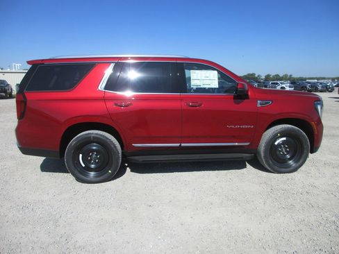 New 2026 GMC Yukon Elevation AWD/4WD image 3