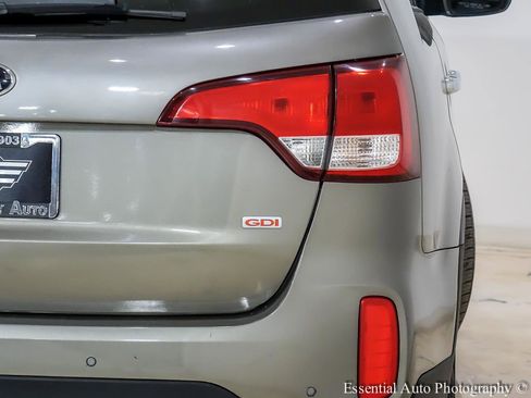 Used 2015 Kia Sorento LX AWD/4WD image 8