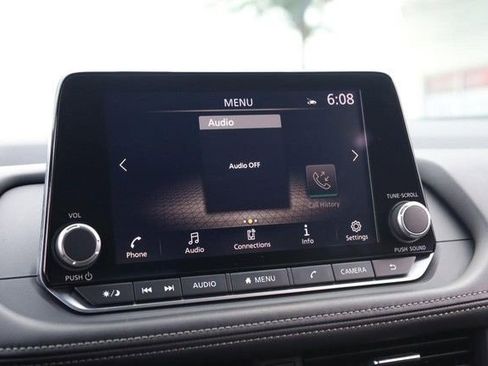Certified 2025 Nissan Rogue SV FWD image 11