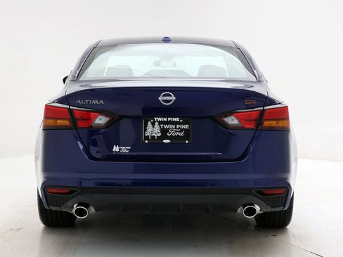 Used 2024 Nissan Altima 2.5 SR image 8