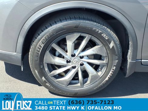 Used 2015 Nissan Rogue SL w/ SL Premium Package AWD/4WD image 31