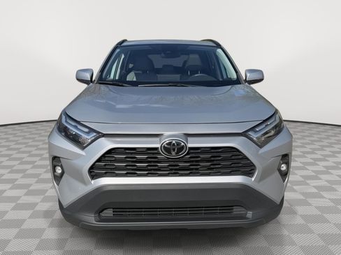 Used 2022 Toyota RAV4 XLE Premium FWD image 2