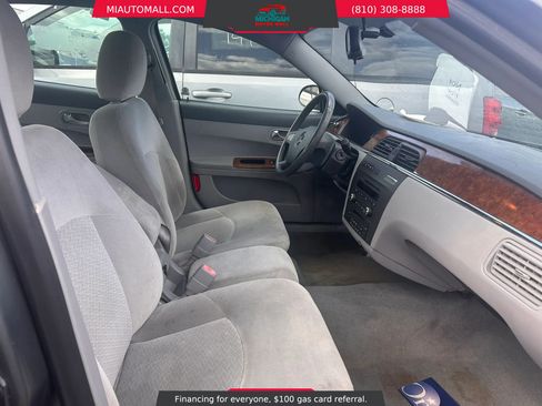 Used 2005 Buick LaCrosse CX w/ Silver Convenience Package FWD image 16