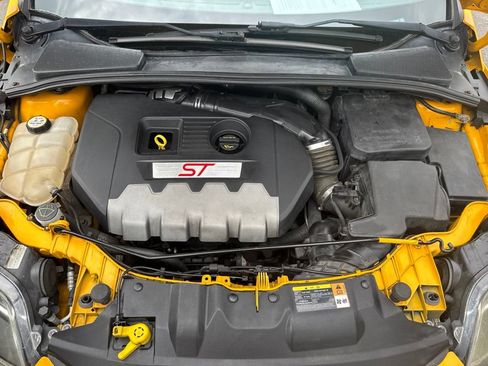 Used 2013 Ford Focus ST FWD image 27