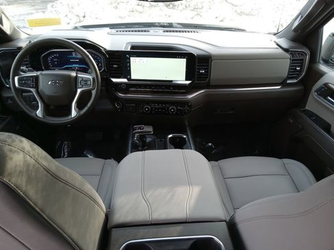 Used 2024 Chevrolet Silverado 1500 RST image 15