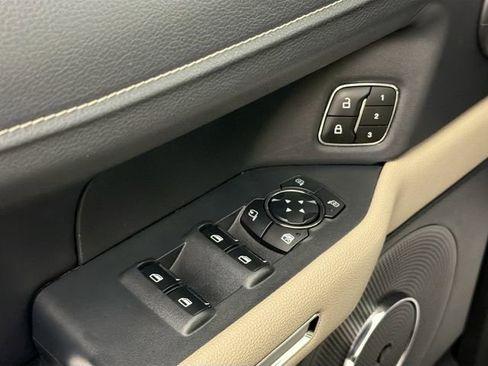 Used 2023 Ford Expedition Max Limited image 18