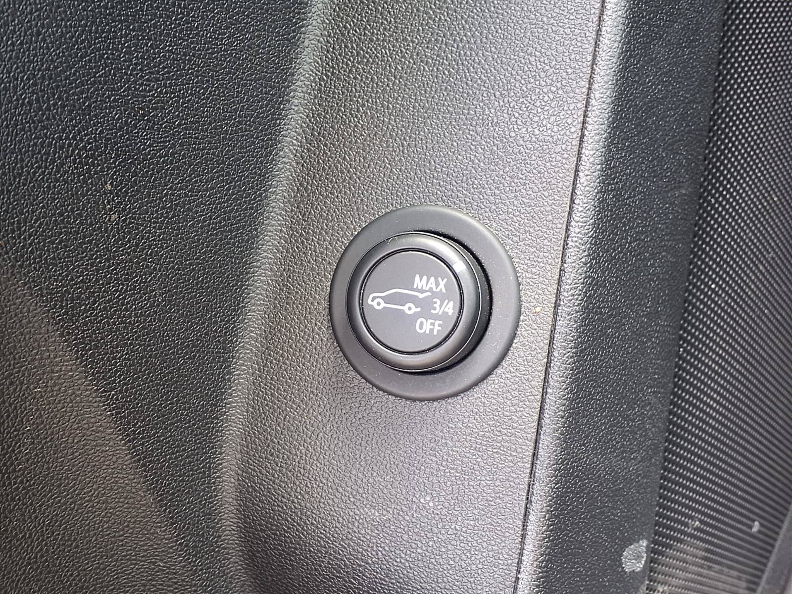 Used 2024 Chevrolet Equinox LT AWD/4WD image 13