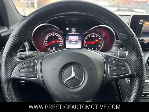 Used 2018 Mercedes-Benz GLC 300 4MATIC image 25