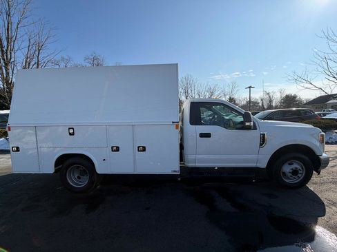 Used 2019 Ford F350 XL w/ XL Value Package image 8