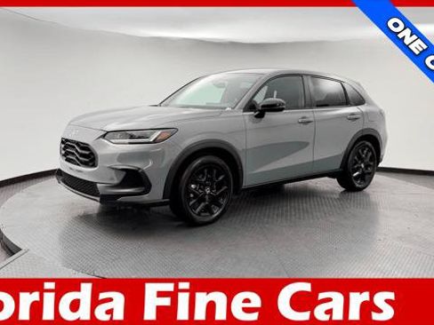 Used 2025 Honda HR-V Sport image 1