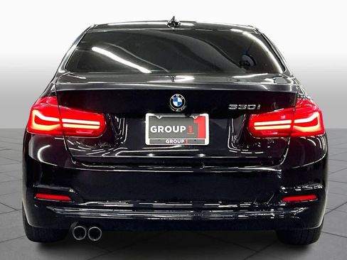 Used 2018 BMW 330i image 4