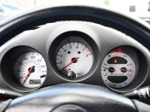 Used 2001 Toyota MR2 RWD image 21