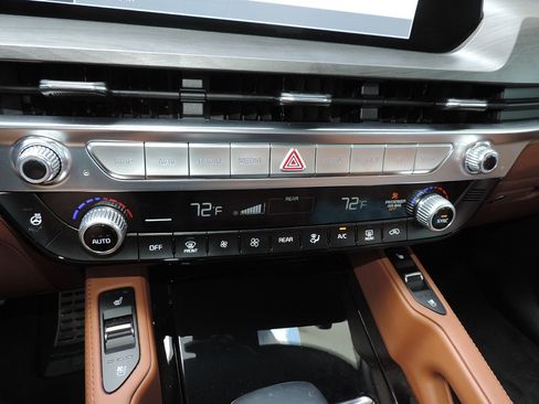 Used 2024 Kia Telluride SX Prestige X-Line AWD/4WD image 22