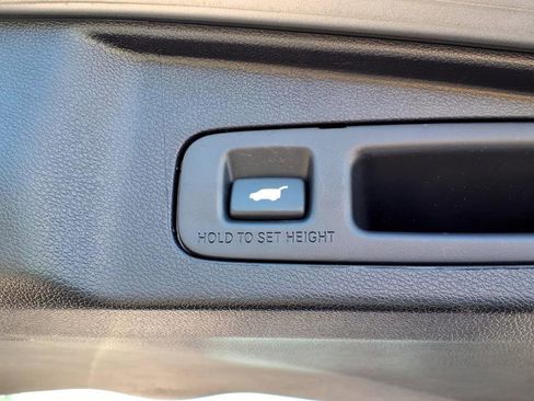 Used 2022 Honda CR-V Touring image 12