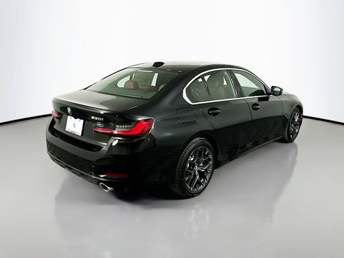 Used 2025 BMW 330i Sedan w/ Convenience Package image 5