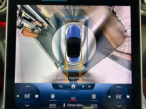 Used 2022 Mercedes-Benz SL 55 AMG 4MATIC w/ Driver Assistance Package image 26