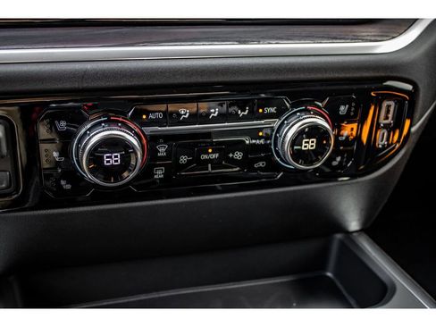 New 2026 GMC Sierra 1500 SLT w/ SLT Premium Plus Package image 32