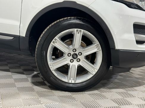 Used 2013 Land Rover Range Rover Evoque Pure w/ Climate Comfort Pkg image 31