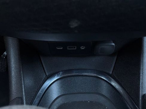 Used 2023 Chevrolet Malibu LT FWD image 24