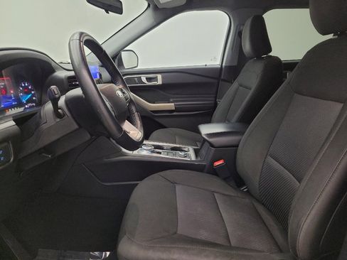Used 2022 Ford Explorer XLT AWD/4WD image 17