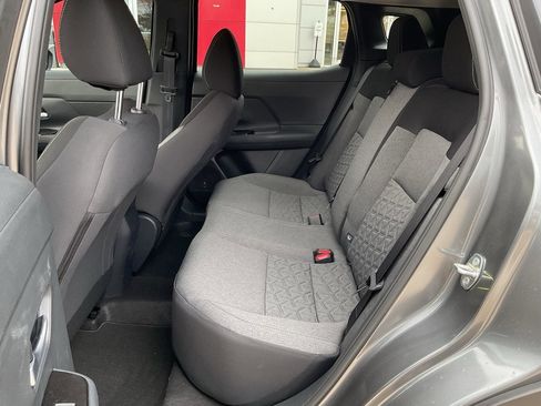 New 2026 Nissan Kicks SV image 14