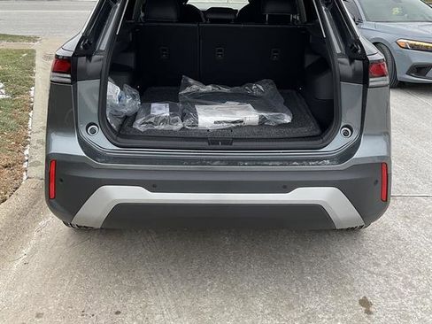 New 2026 Volkswagen Tiguan SE image 5