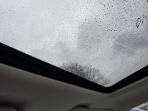 Used 2008 Chrysler Sebring Touring image 9