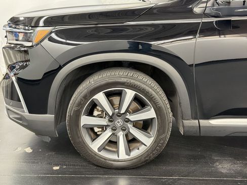 Certified 2023 Honda Pilot Touring image 12