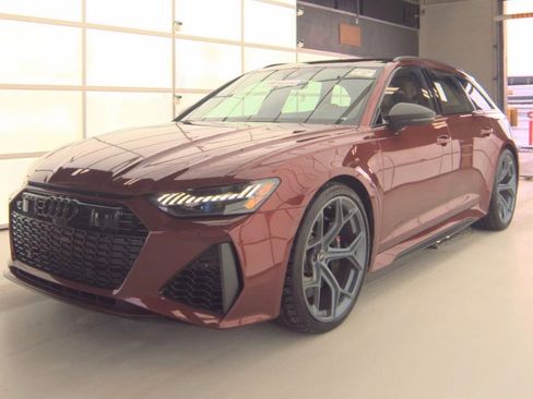 Used 2024 Audi RS 6 performance image 24