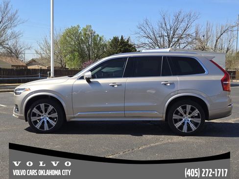 Used 2025 Volvo XC90 B6 Ultra w/ Protection Package Premier image 3