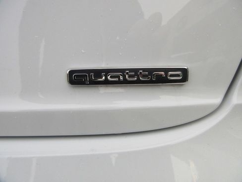 Used 2020 Audi Q8 Premium Plus image 10