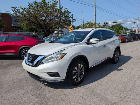 Used 2017 Nissan Murano S w/ Navigation Package FWD image 3