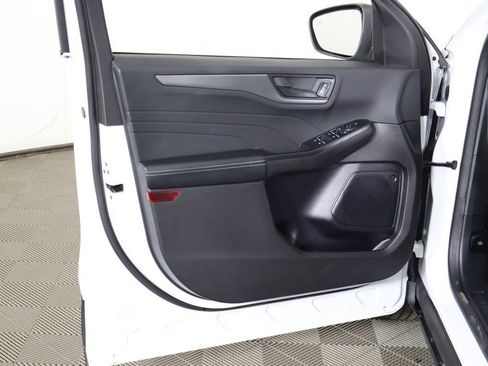 Used 2024 Ford Escape Active w/ Cold Weather Package FWD image 23