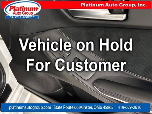 Used 2019 Toyota Avalon Touring FWD image 42