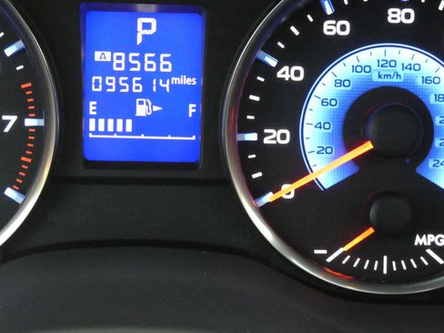 Used 2014 Subaru Crosstrek Touring w/ Popular Package #2 image 81