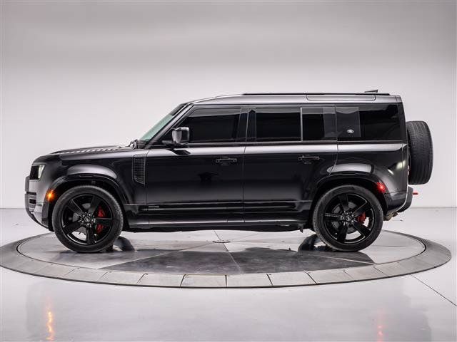 Used 2023 Land Rover Defender 110 X AWD/4WD image 2